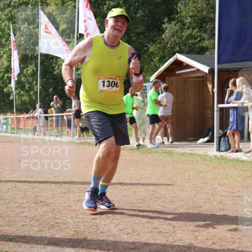 08.09.2024 - Airport Race Strokosch-Dieckow http://msf.ph/oto/6982114 08.09.2024 12:45:38 Ziel 160, 539, 776, 1158, 1277, 1300, 1497 meine-sportfotos.de