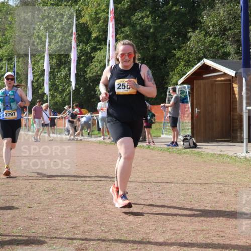 08.09.2024 - Airport Race Strokosch-Dieckow http://msf.ph/oto/6982445 08.09.2024 12:18:33 Ziel 2554, 2797, 3018 meine-sportfotos.de