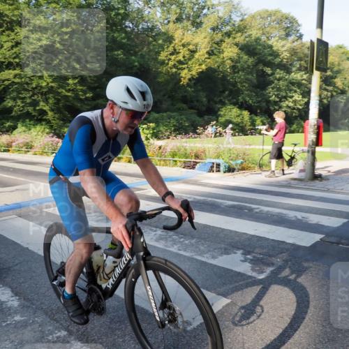 08.09.2024 - Stadtparktriathlon Zöllner http://msf.ph/oto/6982845 08.09.2024 09:25:22 Radfahren 101 meine-sportfotos.de