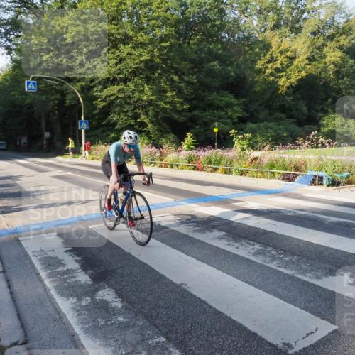 08.09.2024 - Stadtparktriathlon Zöllner http://msf.ph/oto/6982894 08.09.2024 09:26:28 Radfahren 126, 138, 155, 157, 159, 171, 175 meine-sportfotos.de