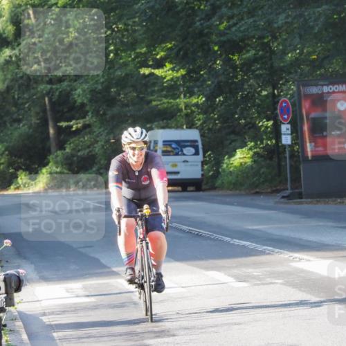 08.09.2024 - Stadtparktriathlon Zöllner http://msf.ph/oto/6983397 08.09.2024 09:32:20 Radfahren 95, 140 meine-sportfotos.de
