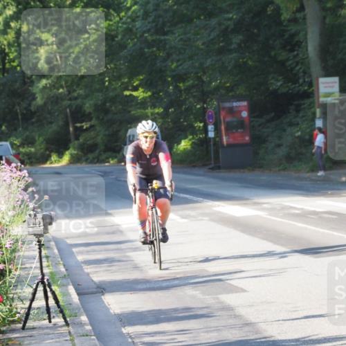 08.09.2024 - Stadtparktriathlon Zöllner http://msf.ph/oto/6983408 08.09.2024 09:32:20 Radfahren 95, 140 meine-sportfotos.de