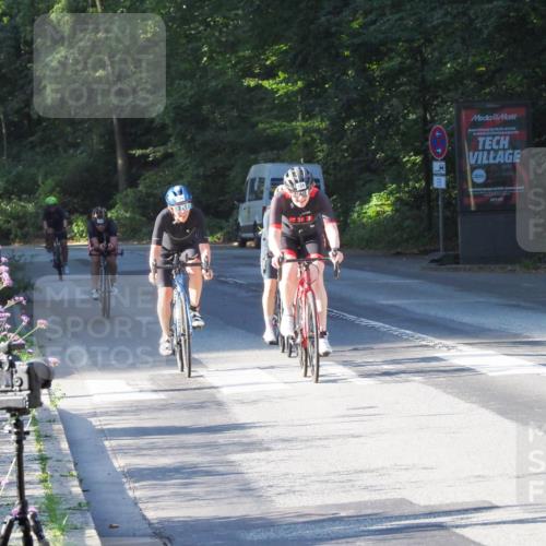 08.09.2024 - Stadtparktriathlon Zöllner http://msf.ph/oto/6983422 08.09.2024 09:32:54 Radfahren 128, 155, 156, 169, 173, 175 meine-sportfotos.de