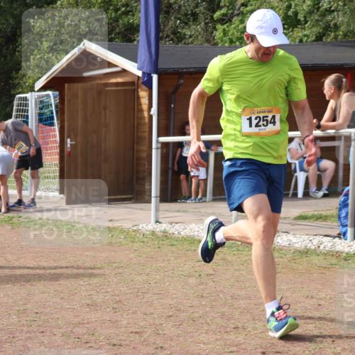 08.09.2024 - Airport Race Strokosch-Dieckow http://msf.ph/oto/6983685 08.09.2024 12:21:06 Ziel 1254, 1420 meine-sportfotos.de