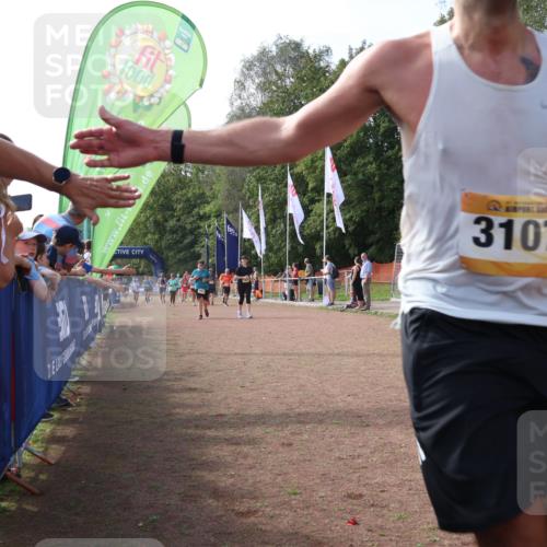 08.09.2024 - Airport Race Strokosch-Dieckow http://msf.ph/oto/6984126 08.09.2024 12:22:28 Ziel 95, 165, 238, 311, 315, 779, 1057, 1451, 1479, 2894, 2895 meine-sportfotos.de