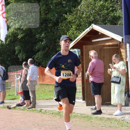 08.09.2024 - Airport Race Strokosch-Dieckow http://msf.ph/oto/6984365 08.09.2024 12:23:08 Ziel 81, 976, 1185, 1208, 2573, 2644, 2840 meine-sportfotos.de