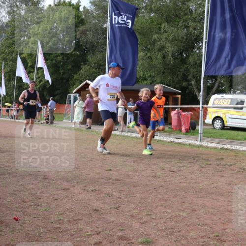 08.09.2024 - Airport Race Strokosch-Dieckow http://msf.ph/oto/6984943 08.09.2024 12:25:04 Ziel 22, 624, 720, 723, 1434, 2501, 2863, 3090 meine-sportfotos.de