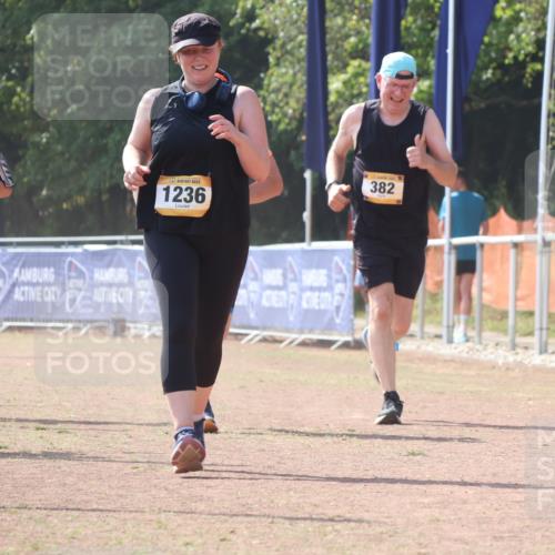 08.09.2024 - Airport Race Strokosch-Dieckow http://msf.ph/oto/6985416 08.09.2024 12:53:43 Ziel 140, 382, 388, 442, 469, 1236 meine-sportfotos.de