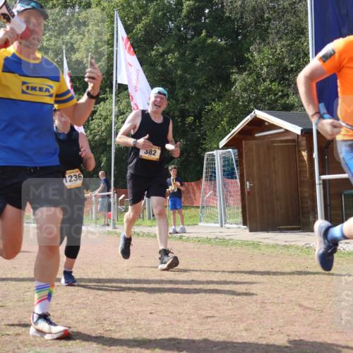 08.09.2024 - Airport Race Strokosch-Dieckow http://msf.ph/oto/6985444 08.09.2024 12:53:47 Ziel 382, 388, 469, 1236 meine-sportfotos.de