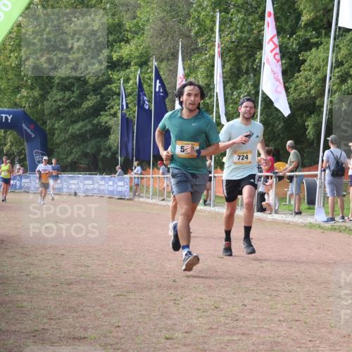 08.09.2024 - Airport Race Strokosch-Dieckow http://msf.ph/oto/6985458 08.09.2024 12:27:06 Ziel 129, 187, 243, 514, 724, 1421, 1483 meine-sportfotos.de