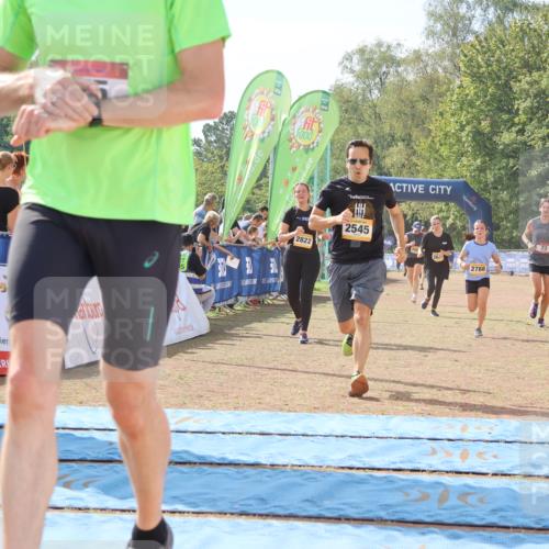 08.09.2024 - Airport Race Strokosch-Dieckow http://msf.ph/oto/6985505 08.09.2024 12:15:38 Ziel 73, 175, 1290, 2545, 2590, 2615, 2630, 2788, 2822, 2888, 3085 meine-sportfotos.de