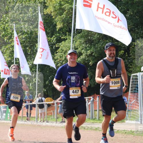 08.09.2024 - Airport Race Strokosch-Dieckow http://msf.ph/oto/6985514 08.09.2024 12:54:14 Ziel 462, 506, 1008, 1111 meine-sportfotos.de