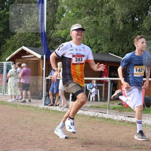 08.09.2024 - Airport Race Strokosch-Dieckow http://msf.ph/oto/6985515 08.09.2024 12:27:15 Ziel 243, 483, 788, 887, 1421, 1483, 3070, 3140 meine-sportfotos.de