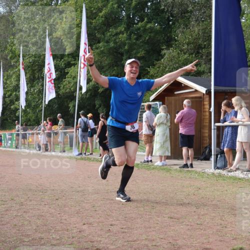 08.09.2024 - Airport Race Strokosch-Dieckow http://msf.ph/oto/6986108 08.09.2024 12:28:58 Ziel 70, 902, 1061 meine-sportfotos.de