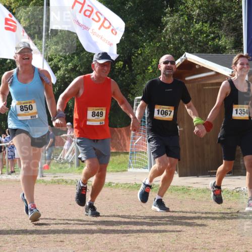 08.09.2024 - Airport Race Strokosch-Dieckow http://msf.ph/oto/6986461 08.09.2024 12:58:35 Ziel 780, 835, 849, 850, 1067, 1354 meine-sportfotos.de