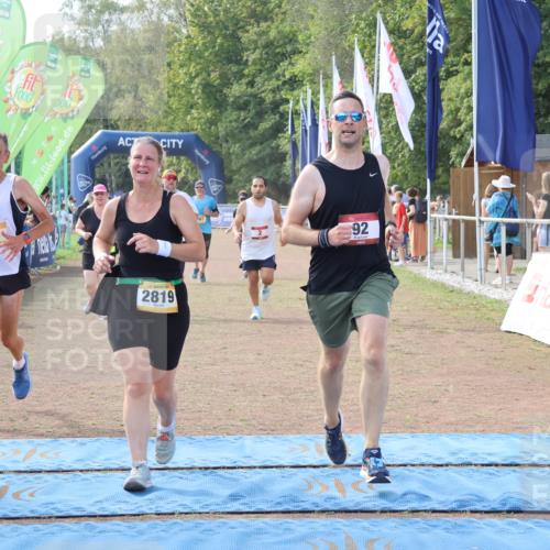 08.09.2024 - Airport Race Strokosch-Dieckow http://msf.ph/oto/6986706 08.09.2024 12:19:18 Ziel 2, 92, 316, 731, 881, 980, 2515, 2603, 2651, 2712, 2808, 2819 meine-sportfotos.de