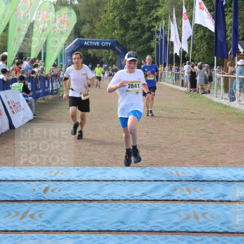 08.09.2024 - Airport Race Strokosch-Dieckow http://msf.ph/oto/6986949 08.09.2024 12:20:25 Ziel 455, 866, 2512, 2627, 2760, 2820, 2841, 3147 meine-sportfotos.de