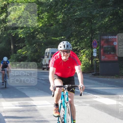 08.09.2024 - Stadtparktriathlon Zöllner http://msf.ph/oto/6987231 08.09.2024 09:56:59 Radfahren 184, 201, 253 meine-sportfotos.de