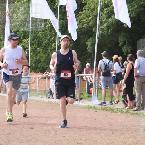 08.09.2024 - Airport Race Strokosch-Dieckow http://msf.ph/oto/6988532 08.09.2024 12:31:53 Ziel 98, 208, 531, 650, 1113, 1167, 3120 meine-sportfotos.de