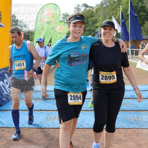 08.09.2024 - Airport Race Strokosch-Dieckow http://msf.ph/oto/6988850 08.09.2024 12:22:43 Ziel 165, 232, 238, 311, 315, 411, 1057, 1124, 1142, 1247, 1451, 1479, 2761, 2894, 2895, 3008, 3038 meine-sportfotos.de