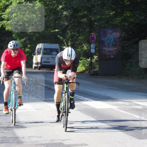08.09.2024 - Stadtparktriathlon Zöllner http://msf.ph/oto/6989052 08.09.2024 10:14:29 Radfahren 188, 201, 205, 230 meine-sportfotos.de