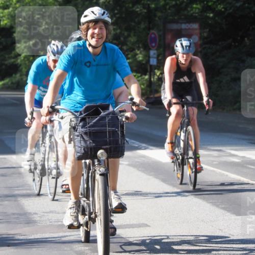 08.09.2024 - Stadtparktriathlon Zöllner http://msf.ph/oto/6989253 08.09.2024 10:15:59 Radfahren 204, 210, 228, 243, 250, 251, 353 meine-sportfotos.de
