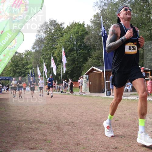 08.09.2024 - Airport Race Strokosch-Dieckow http://msf.ph/oto/6990183 08.09.2024 12:33:38 Ziel 251, 252, 253, 308, 579, 673, 858, 938, 940, 1043, 1134, 1302, 3124 meine-sportfotos.de