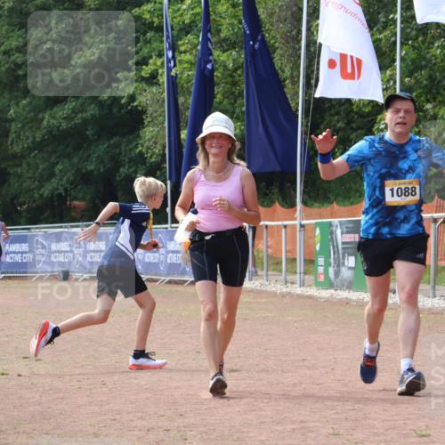 08.09.2024 - Airport Race Strokosch-Dieckow http://msf.ph/oto/6993422 08.09.2024 13:12:37 Ziel 977, 1088 meine-sportfotos.de