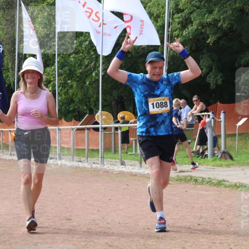 08.09.2024 - Airport Race Strokosch-Dieckow http://msf.ph/oto/6993521 08.09.2024 13:12:39 Ziel 977, 1088 meine-sportfotos.de