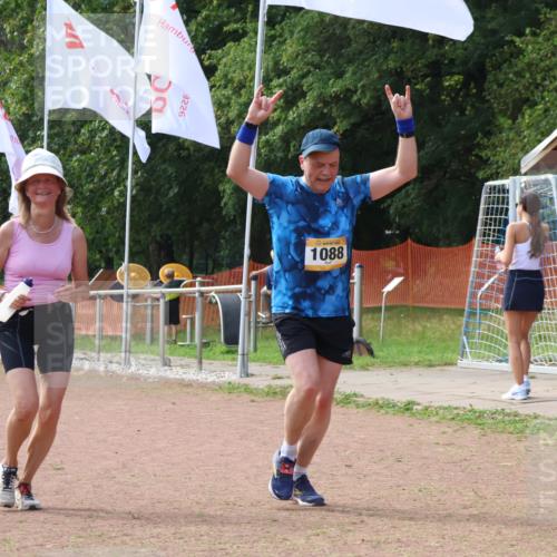 08.09.2024 - Airport Race Strokosch-Dieckow http://msf.ph/oto/6993547 08.09.2024 13:12:40 Ziel 977, 1088 meine-sportfotos.de