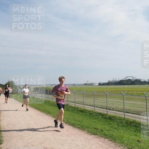 08.09.2024 - Airport Race Miley Keyser http://msf.ph/oto/6994371 08.09.2024 12:15:17 Laufen OLYMPUS, DIGITAL, CAMERA meine-sportfotos.de