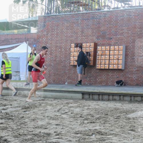 08.09.2024 - Stadtparktriathlon Luisa Fischer http://msf.ph/oto/6995226 08.09.2024 08:43:56 Schwimmen 13 meine-sportfotos.de