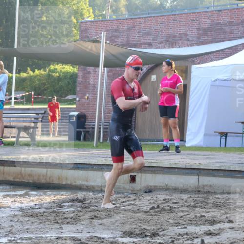 08.09.2024 - Stadtparktriathlon Luisa Fischer http://msf.ph/oto/6995686 08.09.2024 08:46:31 Schwimmen 22, 34, 47, 71, 86 meine-sportfotos.de