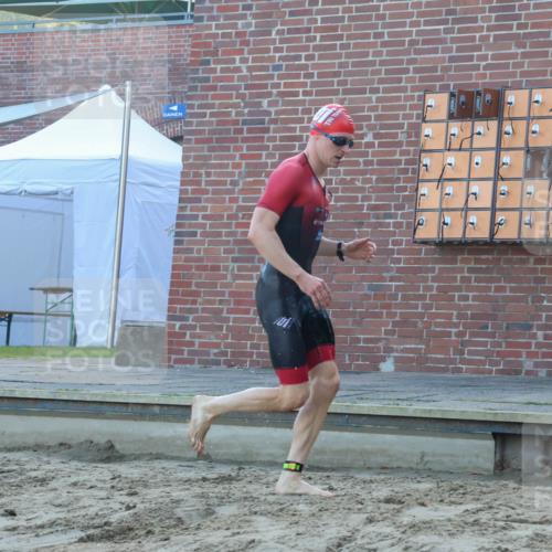 08.09.2024 - Stadtparktriathlon Luisa Fischer http://msf.ph/oto/6995692 08.09.2024 08:46:32 Schwimmen 22, 26, 34, 47, 71, 86 meine-sportfotos.de