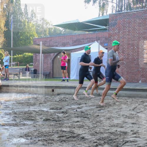 08.09.2024 - Stadtparktriathlon Luisa Fischer http://msf.ph/oto/6995736 08.09.2024 08:46:44 Schwimmen 19, 25, 26, 29, 33, 47, 50, 68, 77, 83, 86 meine-sportfotos.de