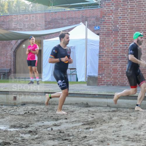 08.09.2024 - Stadtparktriathlon Luisa Fischer http://msf.ph/oto/6995758 08.09.2024 08:46:47 Schwimmen 19, 25, 26, 29, 33, 48, 50, 68, 77, 83, 86 meine-sportfotos.de