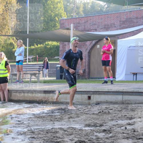08.09.2024 - Stadtparktriathlon Luisa Fischer http://msf.ph/oto/6995761 08.09.2024 08:46:47 Schwimmen 19, 25, 26, 29, 33, 48, 50, 68, 77, 83, 86 meine-sportfotos.de
