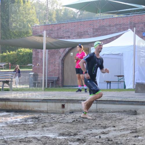 08.09.2024 - Stadtparktriathlon Luisa Fischer http://msf.ph/oto/6995766 08.09.2024 08:46:48 Schwimmen 19, 25, 26, 29, 33, 48, 50, 68, 77, 83 meine-sportfotos.de
