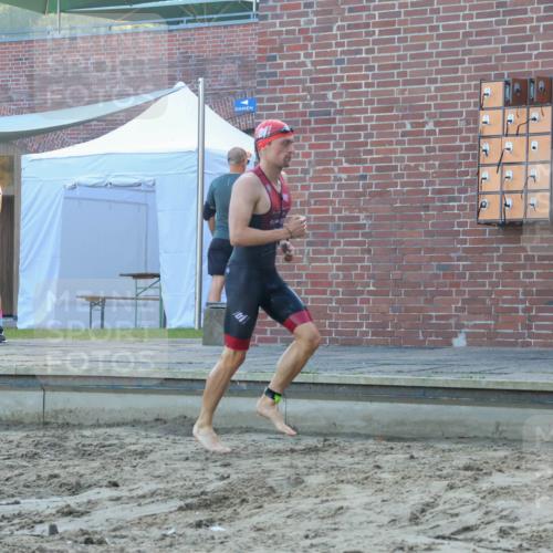 08.09.2024 - Stadtparktriathlon Luisa Fischer http://msf.ph/oto/6995792 08.09.2024 08:46:52 Schwimmen 20, 25, 29, 33, 48, 77, 83, 89 meine-sportfotos.de