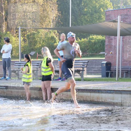08.09.2024 - Stadtparktriathlon Luisa Fischer http://msf.ph/oto/6995794 08.09.2024 08:46:55 Schwimmen 20, 33, 48, 80, 83, 89 meine-sportfotos.de