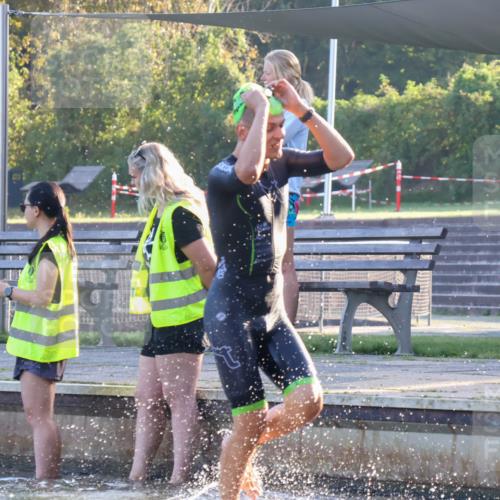 08.09.2024 - Stadtparktriathlon Luisa Fischer http://msf.ph/oto/6995832 08.09.2024 08:47:03 Schwimmen 3, 20, 78, 80, 89 meine-sportfotos.de