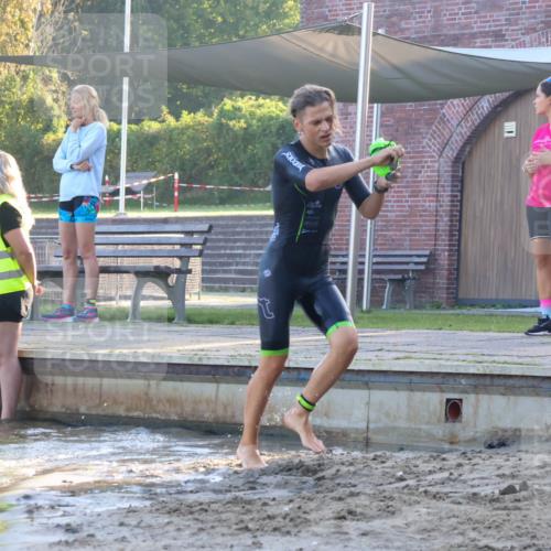 08.09.2024 - Stadtparktriathlon Luisa Fischer http://msf.ph/oto/6995836 08.09.2024 08:47:03 Schwimmen 3, 20, 78, 80, 89 meine-sportfotos.de