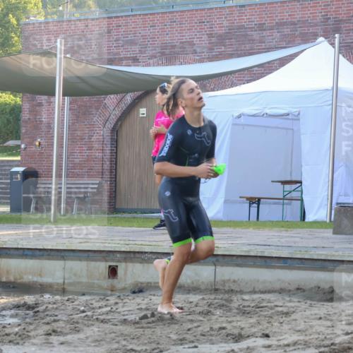 08.09.2024 - Stadtparktriathlon Luisa Fischer http://msf.ph/oto/6995839 08.09.2024 08:47:04 Schwimmen 3, 20, 78, 80, 89 meine-sportfotos.de