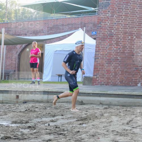 08.09.2024 - Stadtparktriathlon Luisa Fischer http://msf.ph/oto/6995860 08.09.2024 08:47:09 Schwimmen 3, 39, 44, 78, 80 meine-sportfotos.de