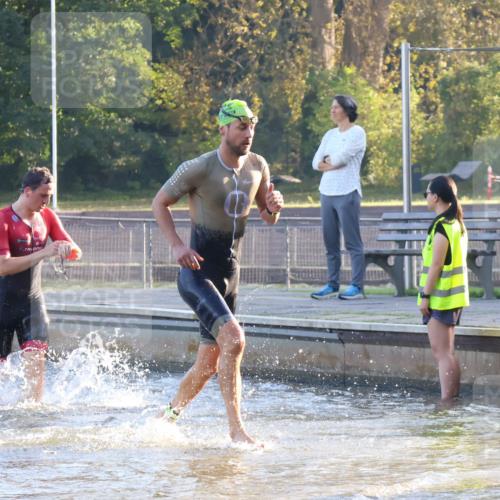 08.09.2024 - Stadtparktriathlon Luisa Fischer http://msf.ph/oto/6995872 08.09.2024 08:47:13 Schwimmen 39, 44, 78 meine-sportfotos.de