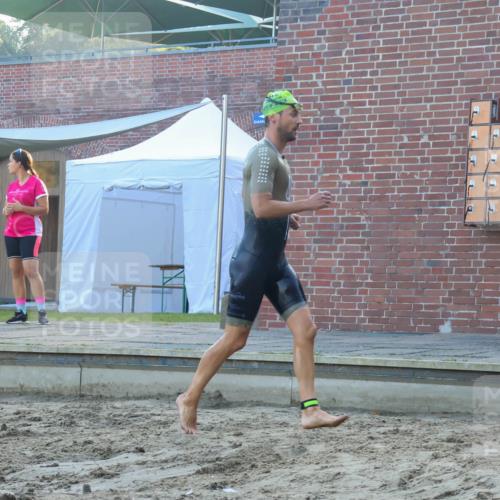 08.09.2024 - Stadtparktriathlon Luisa Fischer http://msf.ph/oto/6995885 08.09.2024 08:47:16 Schwimmen 39, 44, 55 meine-sportfotos.de