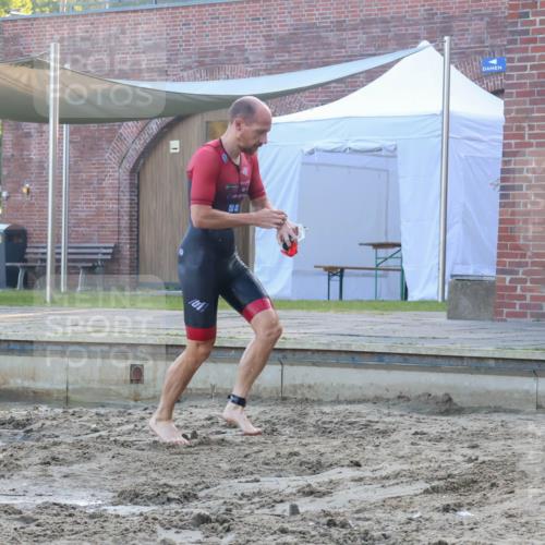 08.09.2024 - Stadtparktriathlon Luisa Fischer http://msf.ph/oto/6995980 08.09.2024 08:47:43 Schwimmen 18, 30, 31, 63, 76 meine-sportfotos.de