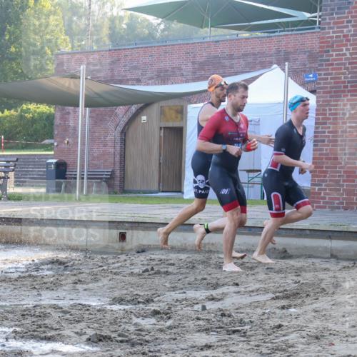 08.09.2024 - Stadtparktriathlon Luisa Fischer http://msf.ph/oto/6996048 08.09.2024 08:47:55 Schwimmen 15, 21, 23, 28, 35, 40, 41, 45, 54, 63, 66, 67, 72, 74, 76, 85 meine-sportfotos.de