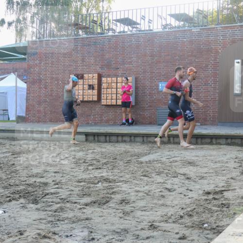 08.09.2024 - Stadtparktriathlon Luisa Fischer http://msf.ph/oto/6996066 08.09.2024 08:47:57 Schwimmen 15, 21, 23, 28, 35, 40, 41, 45, 54, 66, 67, 72, 74, 76, 85 meine-sportfotos.de