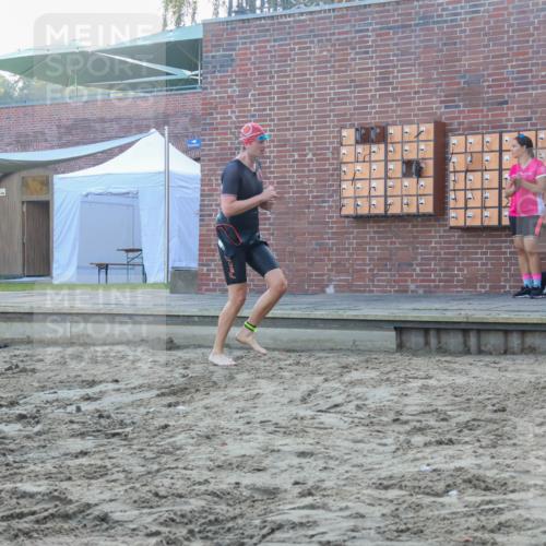 08.09.2024 - Stadtparktriathlon Luisa Fischer http://msf.ph/oto/6996182 08.09.2024 08:48:07 Schwimmen 15, 23, 24, 27, 35, 37, 40, 46, 57, 60, 64, 66, 67, 74, 82 meine-sportfotos.de